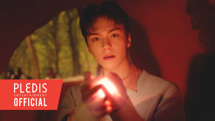 WorldwideCarats's tweet photo. [INFO] Two SEVENTEEN's songs, #HOT and #DARLING, was used in @netflix's XO, Kitty (Episode 4). Both songs are also a part of the Series' official soundtrack. 

🔗 https://t.co/eCPumxrzpW

#SEVENTEEN #세븐틴 @pledis_17 https://t.co/y67J4sA8QC