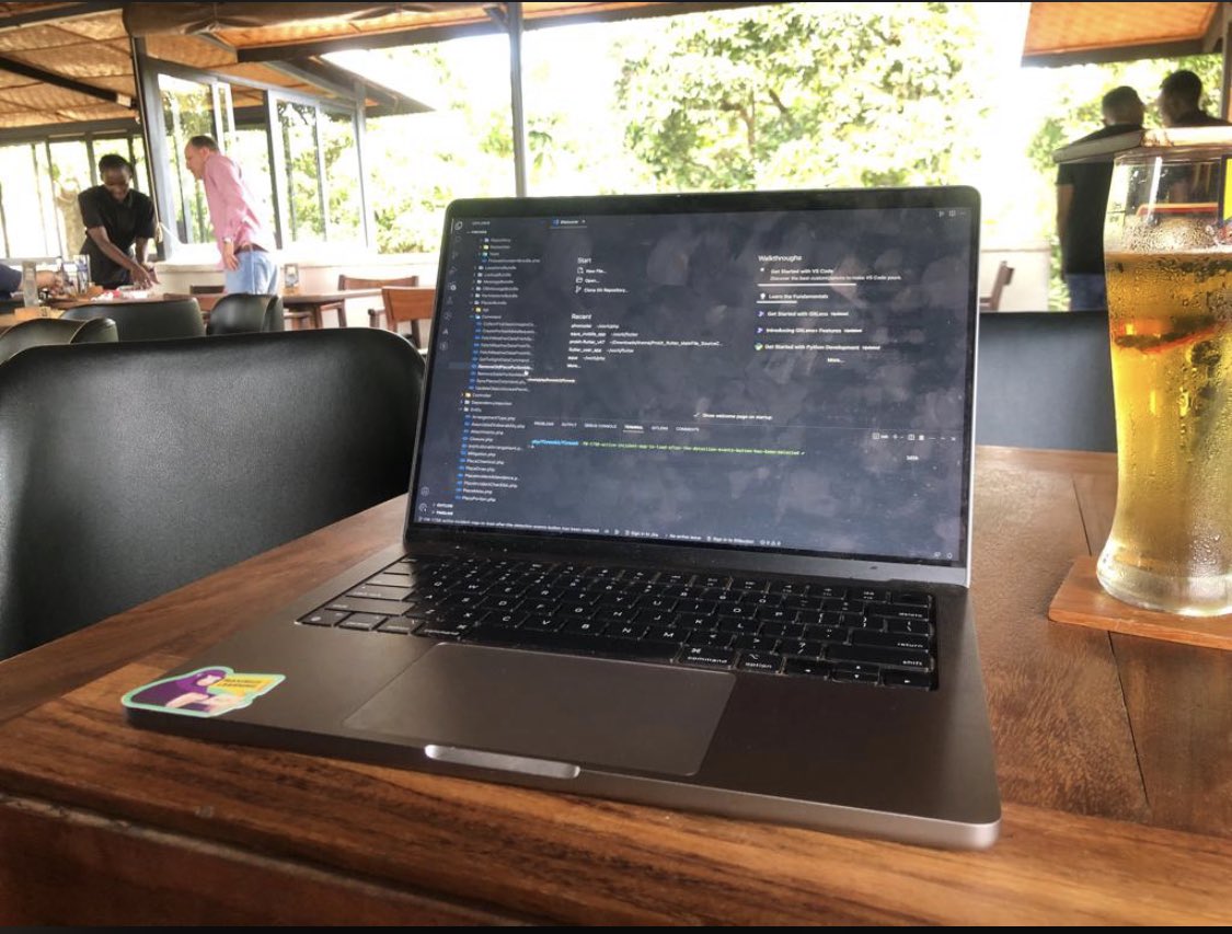 #office for the afternoon #remotework #coding #js #php