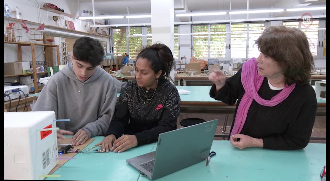 #SocietatLH🚀De Bellvitge a l'estratosfera <a href="/TecBellSpace/">BellSpace</a> 

👩‍💻Alumnes de l' <a href="/InstBellvitge/">Institut Bellvitge</a> estan creant una sonda que llançaran 6 de juny

lhdigital.cat/web/digital-h/…