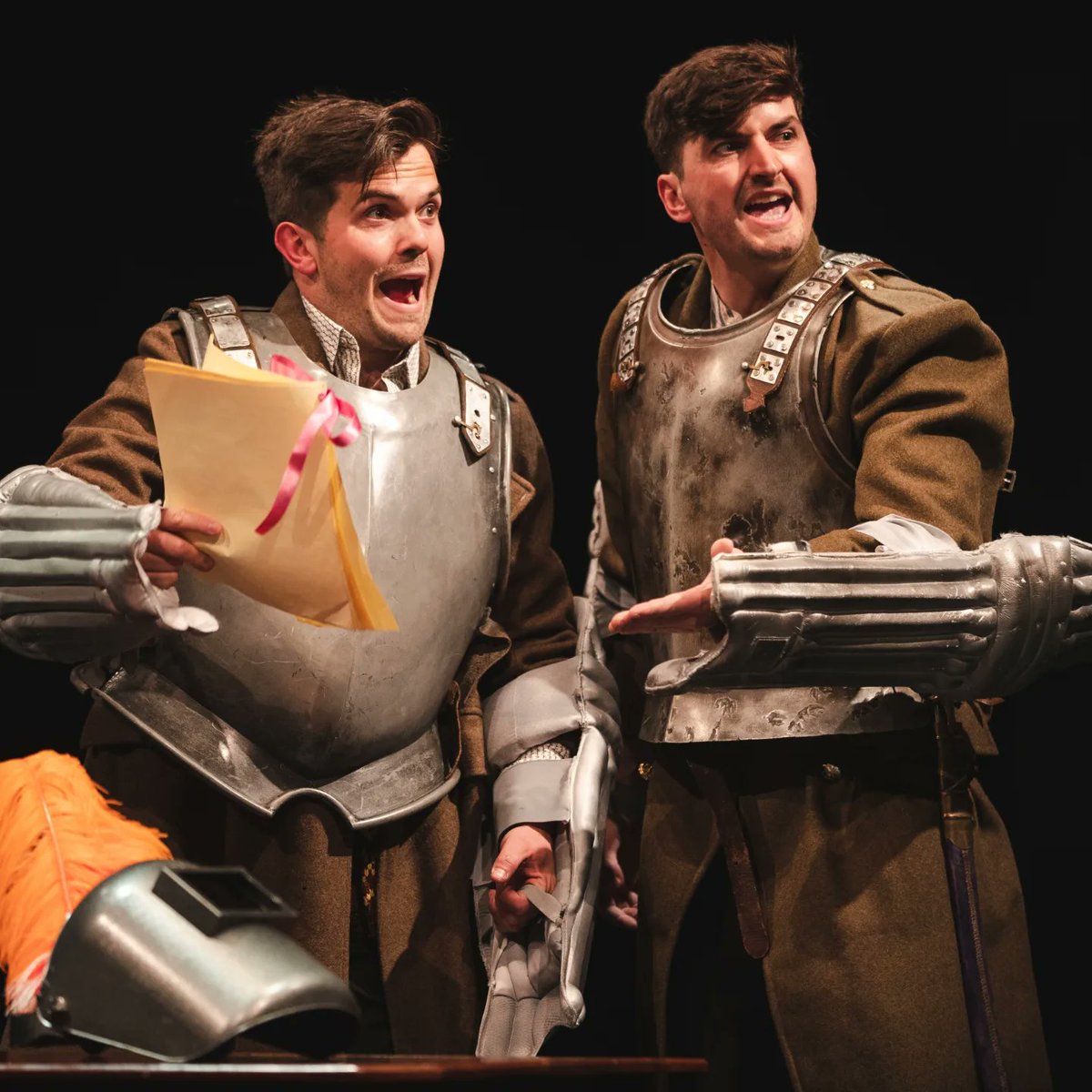OPRACymru's tweet photo. Nรดl รข ni lawr am y de i'r Lyric, Caerfyrddin, heno! Y sioe i ddechrau am 19:30 ๐โบ๏ธ
//
Back down south tonight at The Lyric, Carmarthen! Show starts at 19:30 ๐โบ๏ธ
@TheatrauSirGar https://t.co/cdLRDvOZ7G