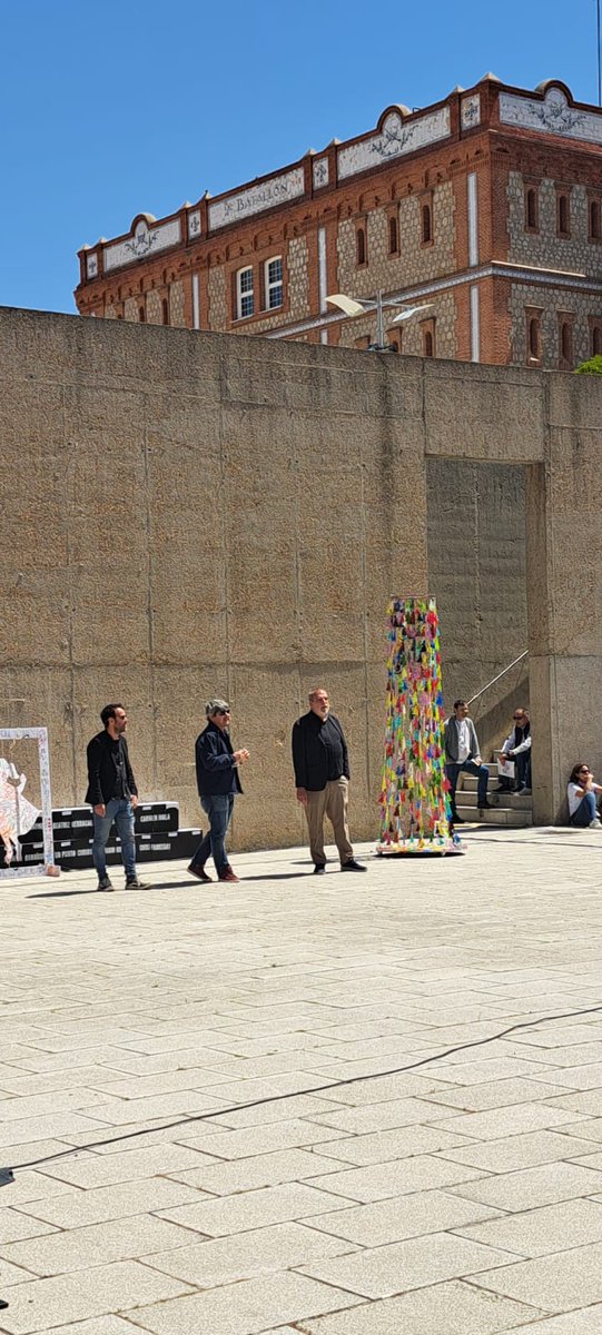 Colegio El Pinar tweet media