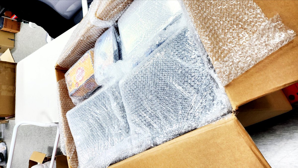 korseller365's tweet image. Today&apos;s Delivery!
US,CA,BO,JP,TR,Southeast Asia,South America!
(K-Packet,EMS,UPS,QEx,SLS,Pantos,Korean Address)

Thank you very much :)

#webcheckout #bantaek #koreawarehouse #proxyservice #addressrental #inclushions #kpop #kpoptwt #kpopidol #klivewh #BTS #blackpink #seventeen