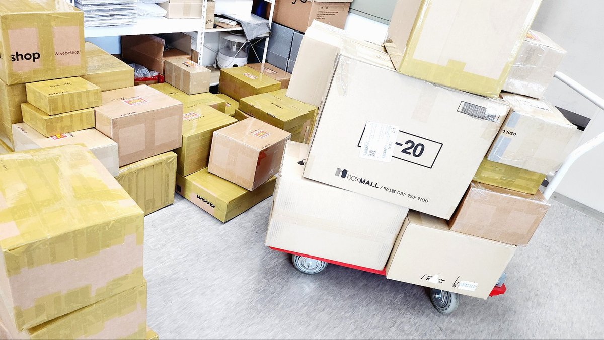 korseller365's tweet image. Today&apos;s Delivery!
US,CA,BO,JP,TR,Southeast Asia,South America!
(K-Packet,EMS,UPS,QEx,SLS,Pantos,Korean Address)

Thank you very much :)

#webcheckout #bantaek #koreawarehouse #proxyservice #addressrental #inclushions #kpop #kpoptwt #kpopidol #klivewh #BTS #blackpink #seventeen