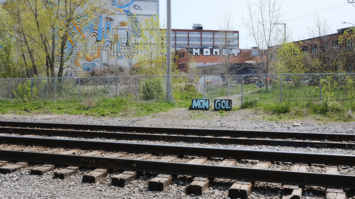 Mile-Ex Mile-End,
#Montréal 
.
📷 #fujifilm_xseries #10YearsOfXMount