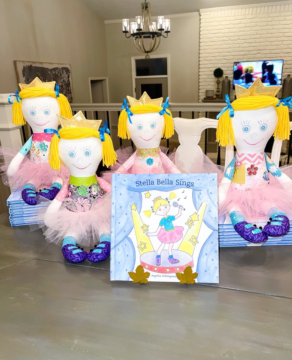 stellabsings's tweet image. Sing, play, and dream with Stella Bella! Our handmade doll and book set bring endless possibilities for fun and self-expression 🌟🎶👧

#musicalplaytime #embracingcreativity #handmadewithheart