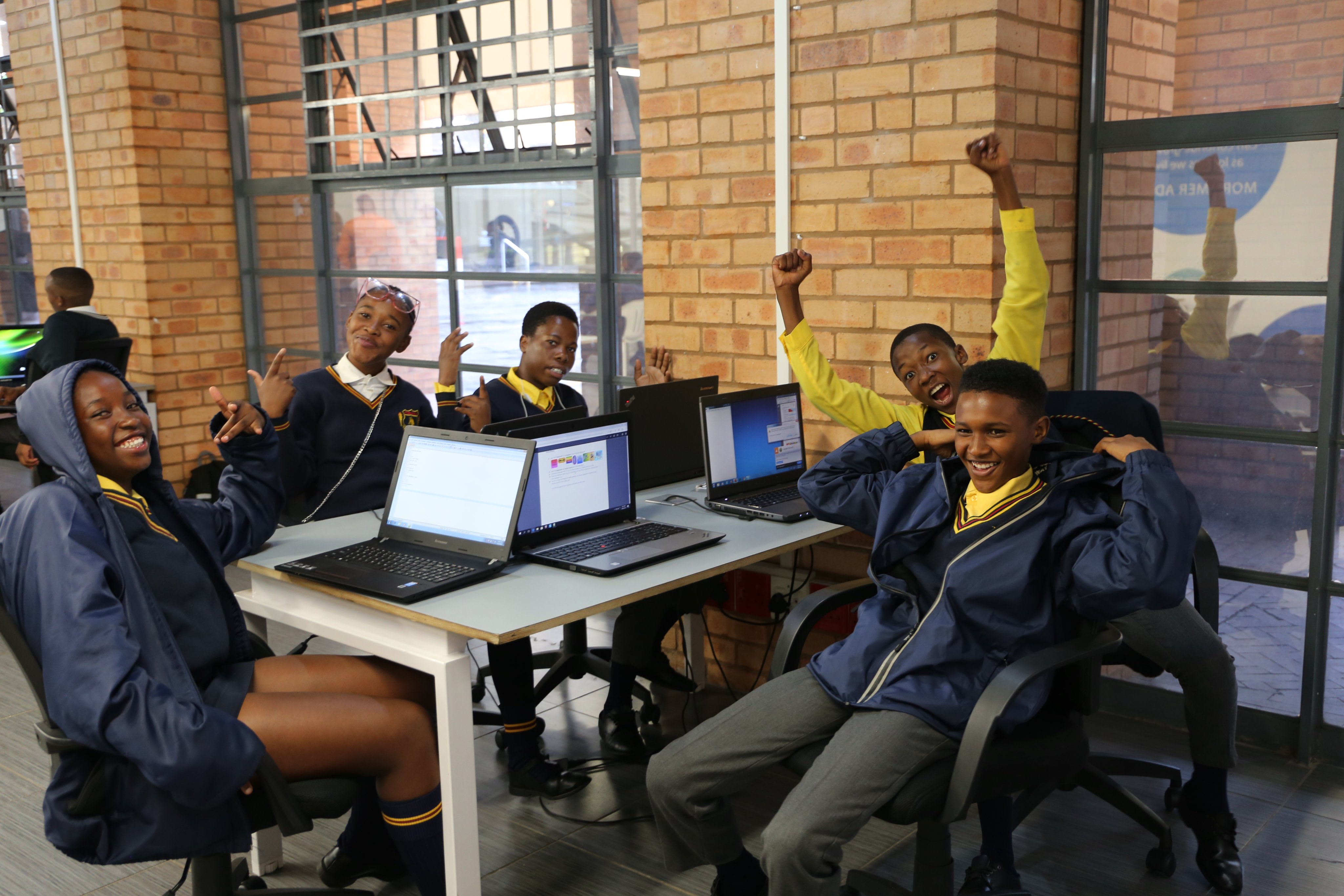 CodeJIKA.com (@codejika) / Twitter