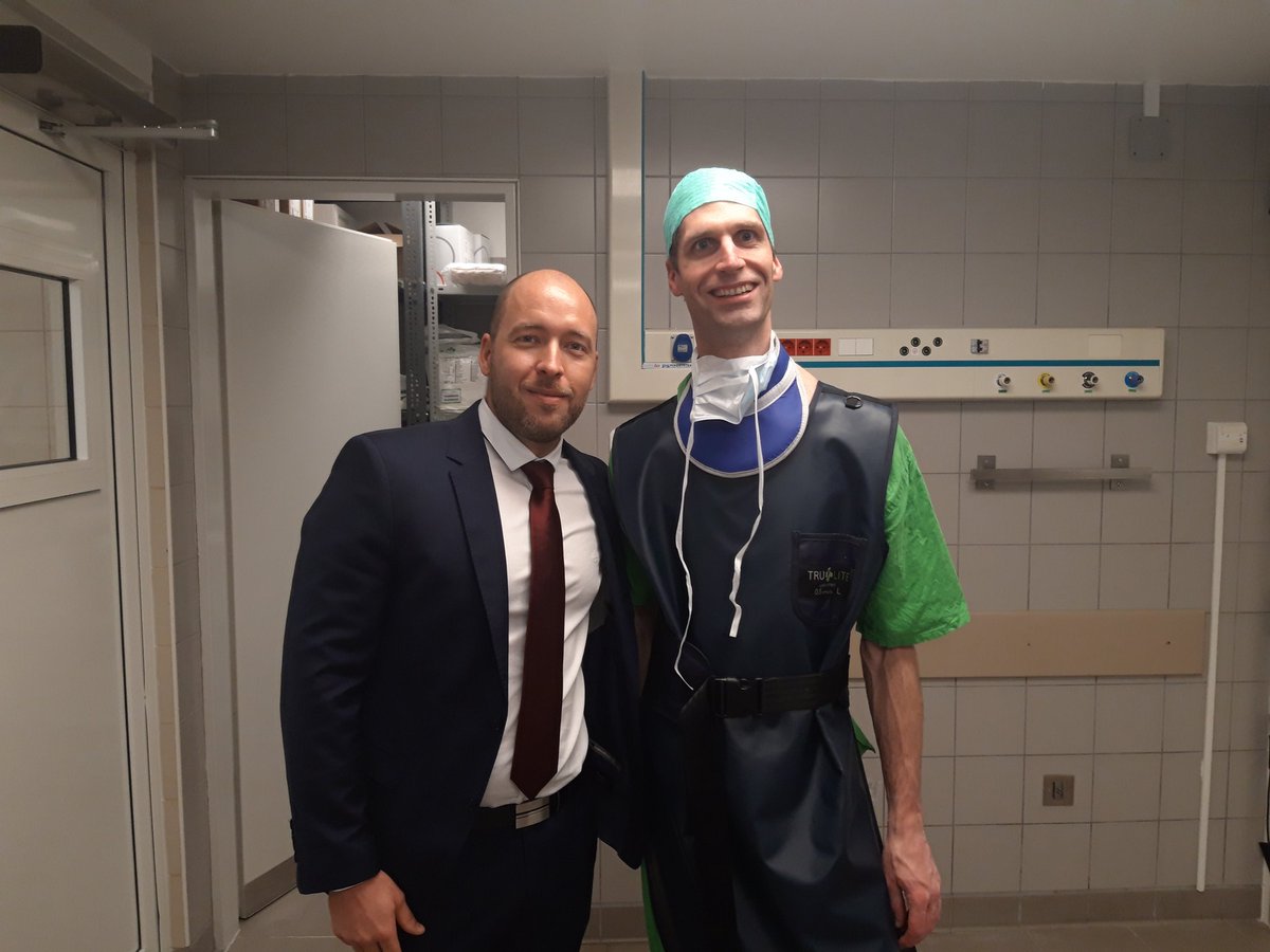 Humbled and honored to have performed a live #RIRS of a large stone in a horseshoe kidney in Debrecen, Hungary #masterclass #endourology #laparoscopy
I'm very grateful to <a href="/ZoltanKissDr/">Zoltán Kiss</a> and his excellent team for this opportunity 🙏🏻
<a href="/oangerri/">Oriol Angerri</a> <a href="/mzawadzk1/">Marek Zawadzki</a> <a href="/drtevaho/">Tev Aho</a> @GoumasUrologia