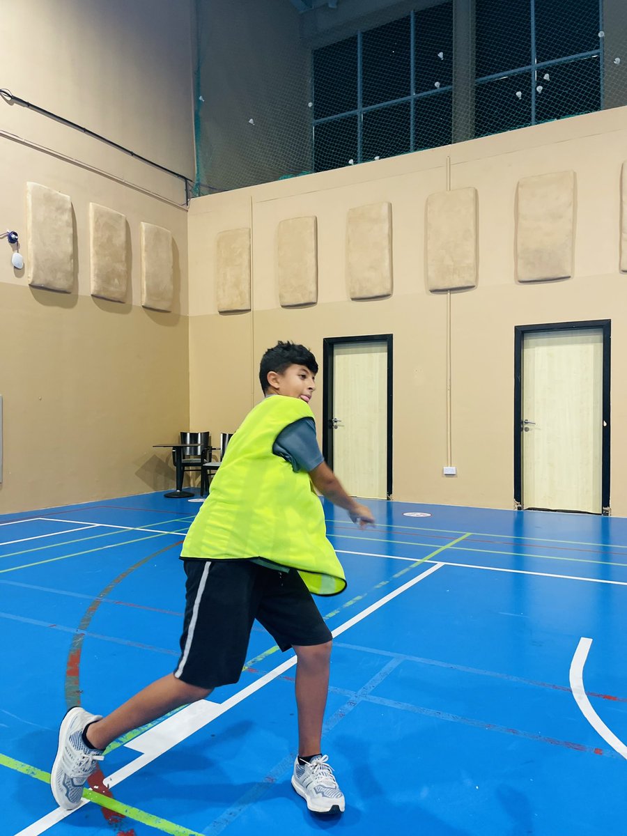 NGSDubai's tweet photo. Dive into the excitement of dodgeball at NGS! Grade 6 students demonstrate their agility and teamwork,

الغوص في كرة الـ dodgeball الحماسية في مدرسة نكست جينيريشن! يُظهر طلاب الصف السادس سرعة حركتهم وعملهم الجماعي والقيام بالتصويب بكل مهارة للتفوق على الخصم باستخدام رميات دقيقة. https://t.co/FXaAzu2Qp9