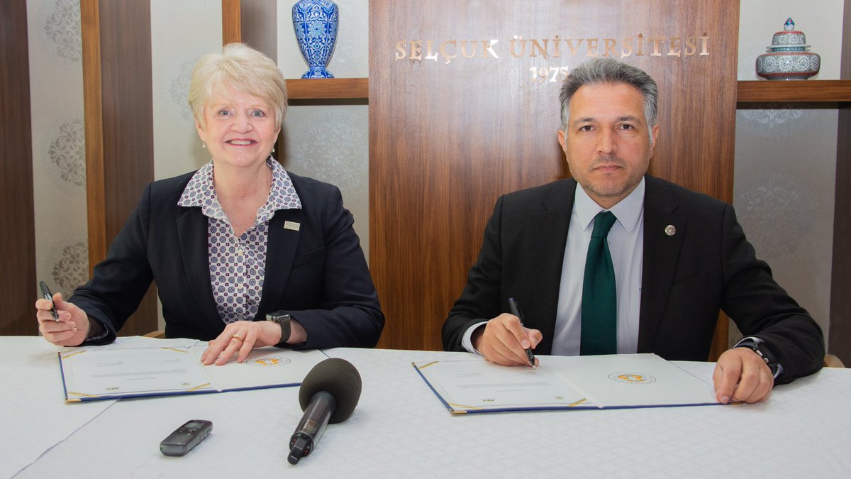 Selçuk Üniversitesi (@selcukuniresmi) on Twitter photo Üniversitemiz ile Amerika Arkansas Tech Üniversitesi arasında iş birliğini geliştirmek üzere iyi niyet mektubu imzalandı.
#SelçukÜniversitesi Üniversitemiz ile Amerika Arkansas Tech Üniversitesi arasında iş birliğini geliştirmek üzere iyi niyet mektubu imzalandı.
#SelçukÜniversitesi