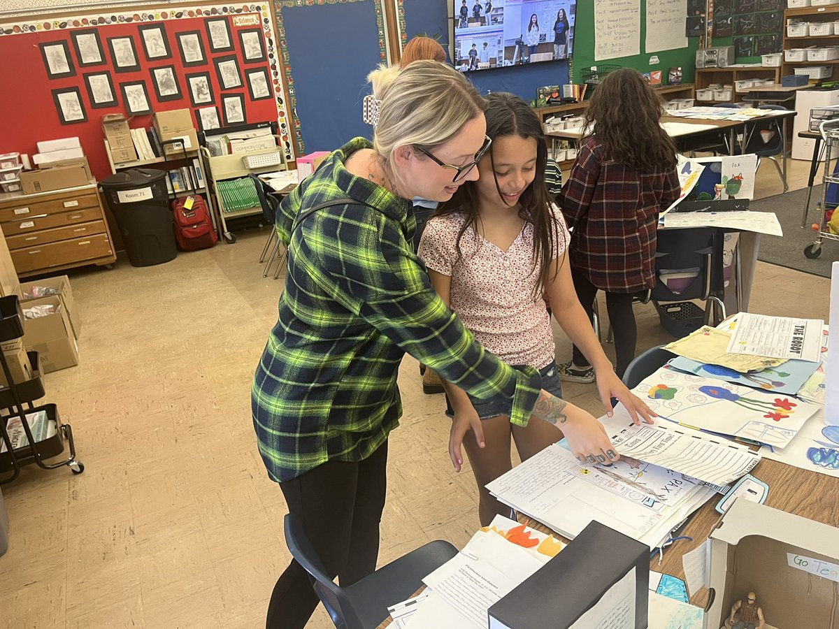 principaldulles's tweet photo. Dulles Open House: parents engage with teachers & their child to reinforce learning! 🐬#nlmusd #dulleselementary #openhouse https://t.co/DgBsF1GuUH