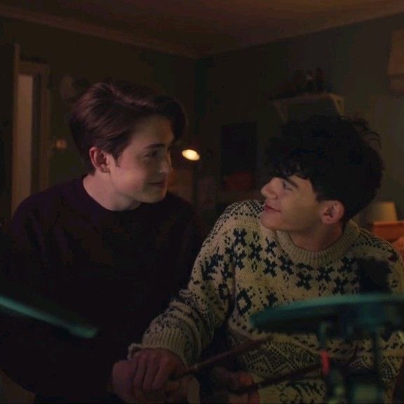 chrliethinker's tweet photo. charlie showing nick how to play drums must be one of my favorite genres https://t.co/mXhJEMw0TM