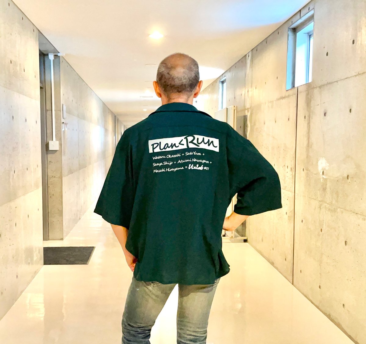 tokuhisa's tweet image. Uxlab #07 Theme Shirt みんなを背負って Plan&amp;lt;Run（計画より実行） #Uxlab