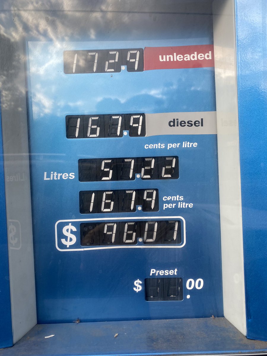 Diesel at 168c/litre in Ballarat. 
PLUS diesel is cheaper than unleaded suddenly?
Able to brim the tank of our LDV for under $100 for the first time in ages. Will these prices last though? Apparently refining margins for diesel have shrunk. 
#fuel #ballarat #diesel #petrolprices