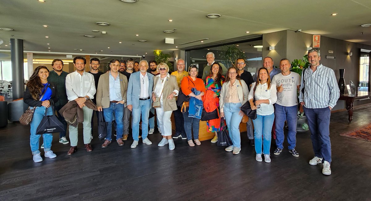techiia's tweet photo. Aestech presented its frameless glazing technologies and a new product – lightweight wall panels in Porto. See how it went: https://t.co/ummQKJSZBL
#aestech #architecture #FramelessGlazing #Innovation #doubleglazing https://t.co/rWdgfAMXKv
