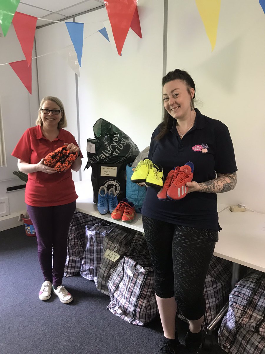 MissTaylorDPS's tweet photo. P7/6 are excited as tomorrow is the first training session in preparation for the “Fun 5s football “ event on 31st May ! We collected 30 pairs of pressie -loved football boots today from The School Bank ! 🙏🏻 https://t.co/fdjTF22I2C