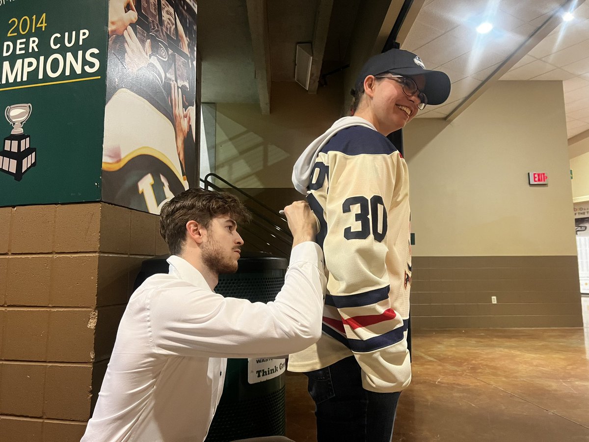 Taylor: The Pred Head tweet media