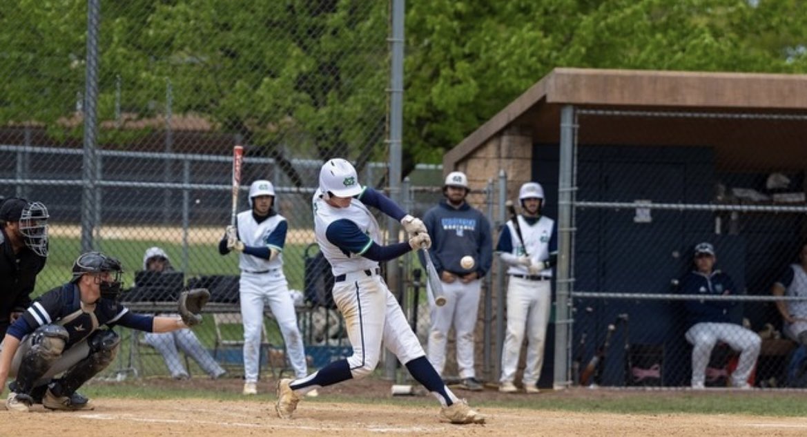 MCColtsBaseball's tweet photo. Tom O’Halloran (2nd Team OF)
.443 Average 
81 hits
61 runs
10 2B
3 3B
44 RBI
32 SB https://t.co/V4enVhrW5L