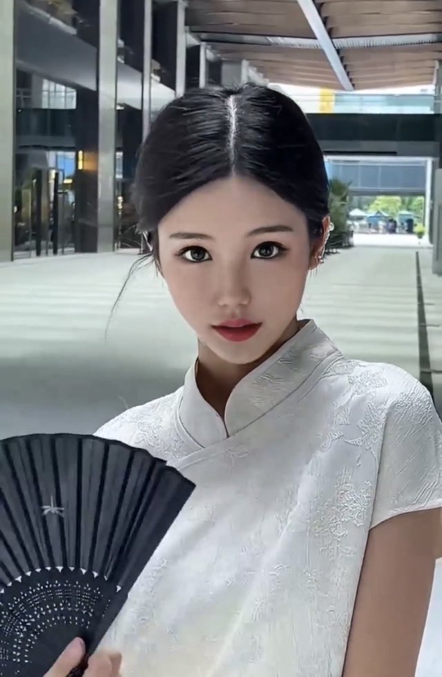 ribbons and bows tweet media