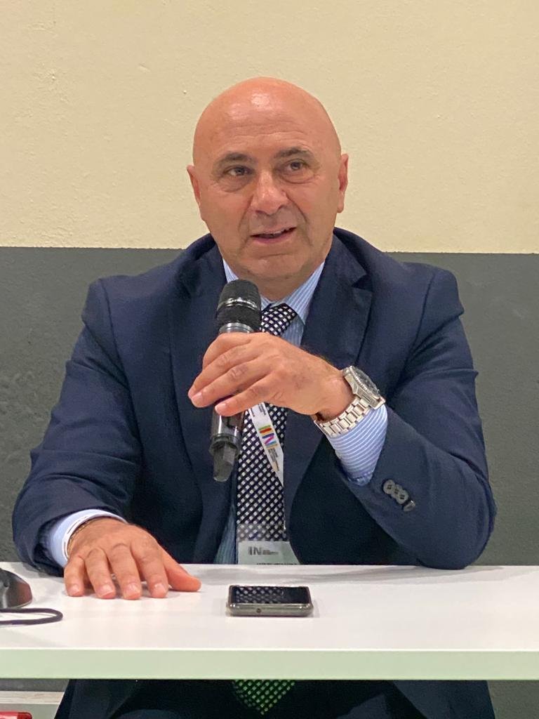 Centro_libro's tweet photo. 📚 #SalTo23
Angelo Piero Cappello, Direttore #CentroLibro: "#CEPELL tiene particolarmente alla promozione del libro italiano all'estero, come veicolo di un sistema linguistico, culturale, di storia, di civiltà e tradizioni".
📹https://t.co/vgokX3oQ7R @SalonedelLibro https://t.co/27mjrQFTIY