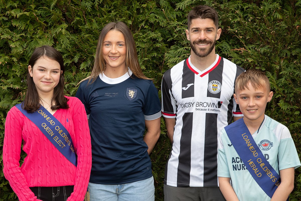 The names of two further footballers from Loanhead, Ryan Flynn and Chelsea Cornet, have been added to the Loanhead Football Heritage Banner, with Chelsea being the first women’s footballer to join Loanhead’s Football Hall of Fame.

facebook.com/groups/1345980…

#Loanhead #Midlothian