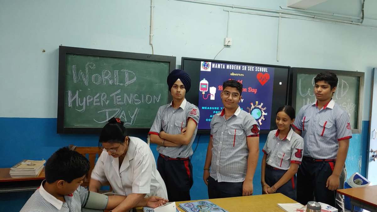 MamtaModernSSS's tweet photo. With the spirit of attaining health goals ,we, the Mamta Modernites observed World Hypertension day today.
#healthygoals🫀
#sdgsfulfilled@goal3
#bpmonitoring🩺by senior brigade of school #
#healthydiet🥕🌾
#healthylifestyle.
#controlbp📉
#livelonger https://t.co/DfaYIXmRMc