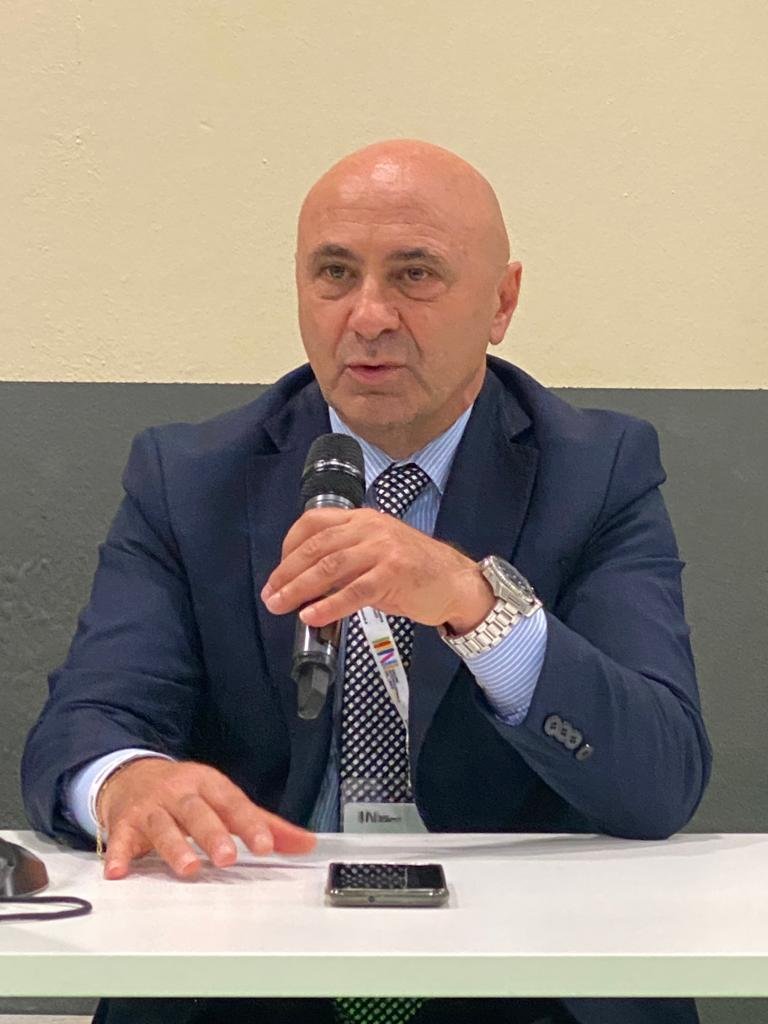 📚 #SalTo23

Angelo Piero Cappello, Direttore #CentroLibro: 'Il nostro impegno volto a trasferire quello che facciamo per le scuole italiane anche all'estero. Libro è strumento per fornire abilità differenziate'.

📹cepell.it/diretta-video-… @SalonedelLibro