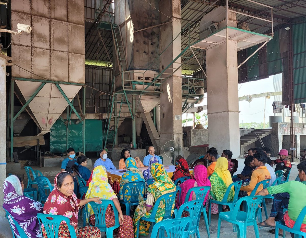 PHL Innovation Lab (@phlinnovlab) on Twitter photo PHLIL partner <a href="/BAU_Bangladesh/">Bangladesh Agricultural University (BAU)</a> works w/ private & govt stakeholders to scale locally developed drying & storage technologies, reducing loss & providing biz opportunities for smallholders & entrepreneurs. Technology gender assessments ensure women too can access these opportunities PHLIL partner <a href="/BAU_Bangladesh/">Bangladesh Agricultural University (BAU)</a> works w/ private & govt stakeholders to scale locally developed drying & storage technologies, reducing loss & providing biz opportunities for smallholders & entrepreneurs. Technology gender assessments ensure women too can access these opportunities