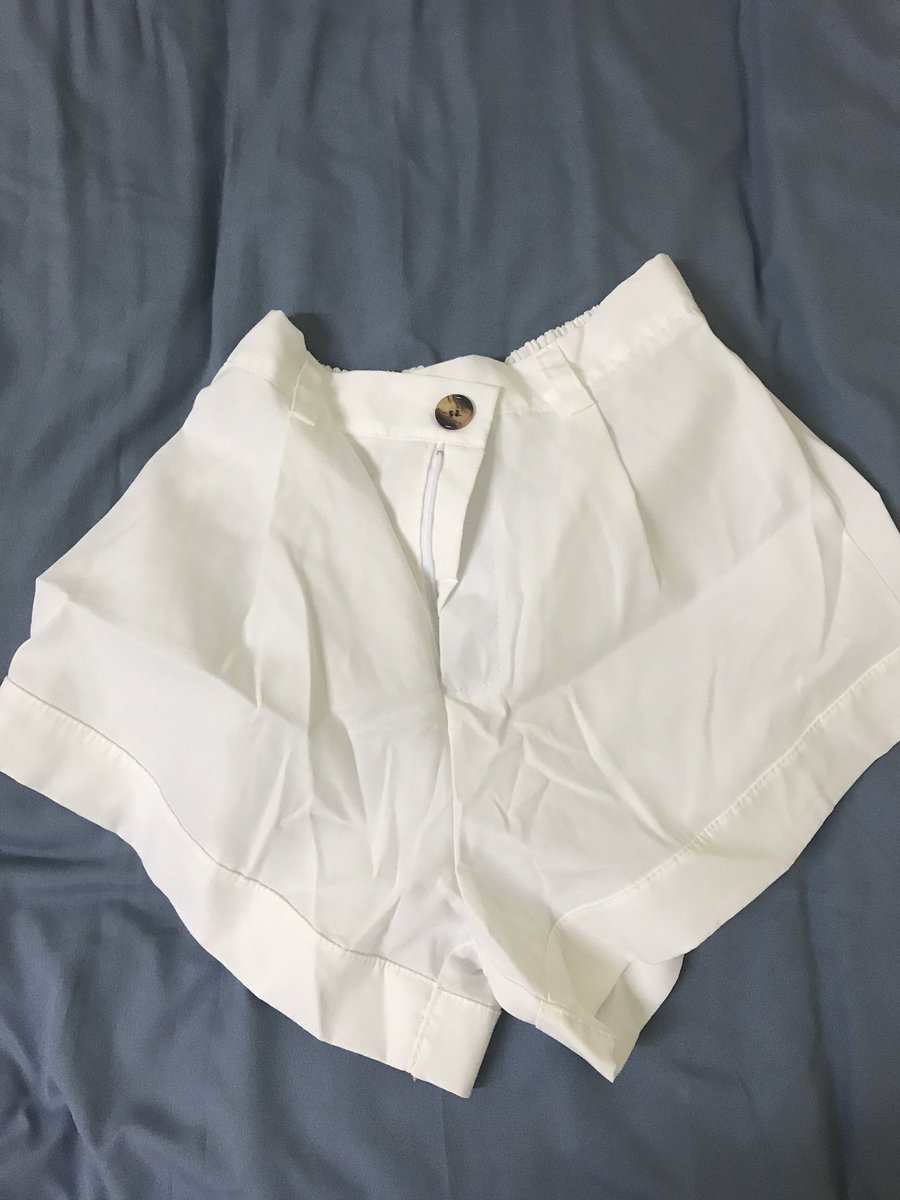 WANGSPM's tweet photo. #มือ2 50 บาท Size S ใส่1ครั้ง

ค่าส่งแฟรช 30 บาท
#ส่งต่อเสื้อผ้า #ส่งต่อเสื้อผ้ามือสองราคาถูก #ส่งต่อเสื้อผ้ามือสอง https://t.co/IfDyyGauwH