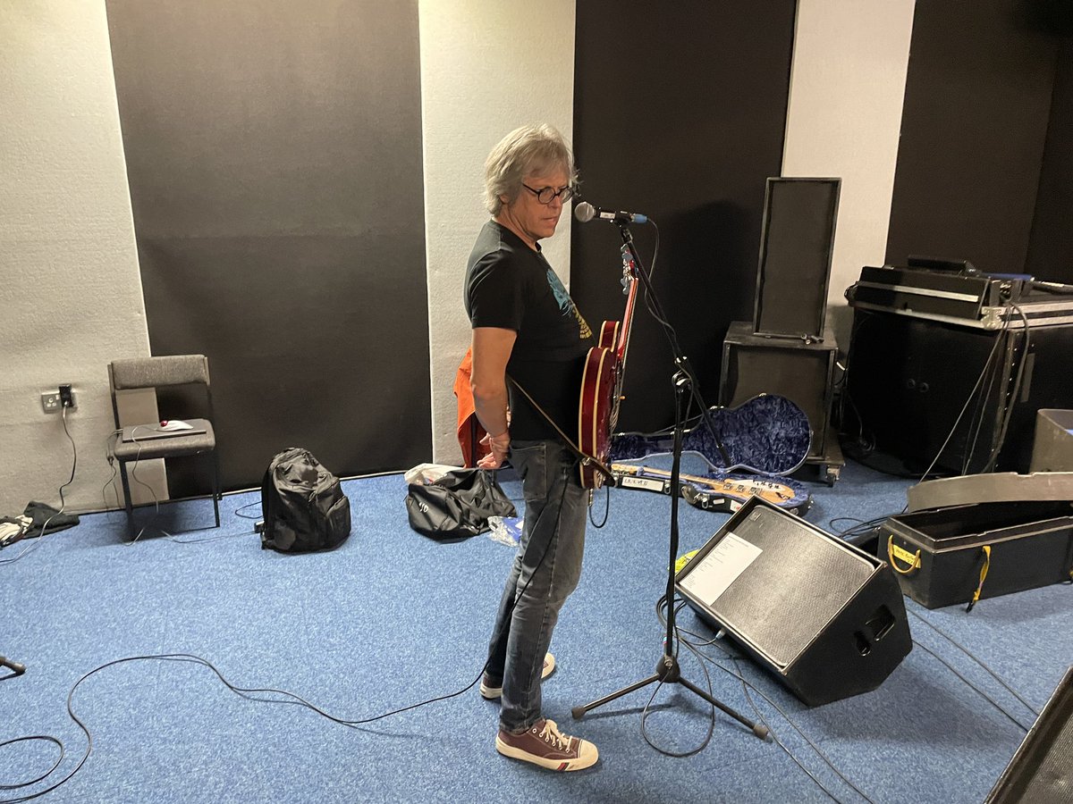 MayePrivatRealm's tweet photo. @thelongryders now at @johnhenrysltd rehearsing for upcoming 🎸🥁🎤tour with @AutumnSaints and @fairlinesmusic Murry from @Old97s on bass doing a fine job, Diego from @OtisTours tour🚚 managing. Life is Good. See you at a gig❗️ https://t.co/2u2VRxrTVH