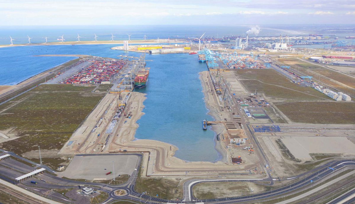 Even as we answer to the increasing demand for capacity, it’s crucial our industry stays on course towards decarbonisation. Expansions to APM Terminals Maasvlakte II in Rotterdam will remain fully automated with net-zero emissions. Find out more:  bddy.me/45fCZiC