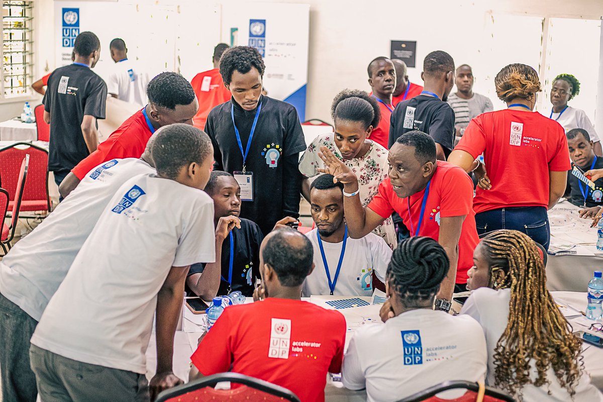UNDPKenya's tweet image. Empowering communities, informing policy!   

The collaborative map developed through this workshop will provide evidence to the #TanaRiverCounty Government, guiding policy &amp;amp; water infrastructure development.  

🙏@GermanyinKenya @qatar_fund

#DataDrivenAction
📸 @kibuku_michael