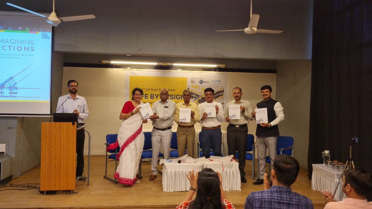 Launch of “Re-imagining junctions” under the 100 Junction Program. By - @ISBCAhmedabad @DrSonalPandya1 @ProfSwamy @NarayanGaonka16 @abhijitlokre Location - @ama_ahmedabad @ahmedabadmirror @timesofindia @NiyatiMIRROR #safebydesign #RoadSafetyWeek #RoadSafety