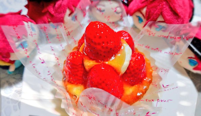 もちマス囲み誕生日ケーキ