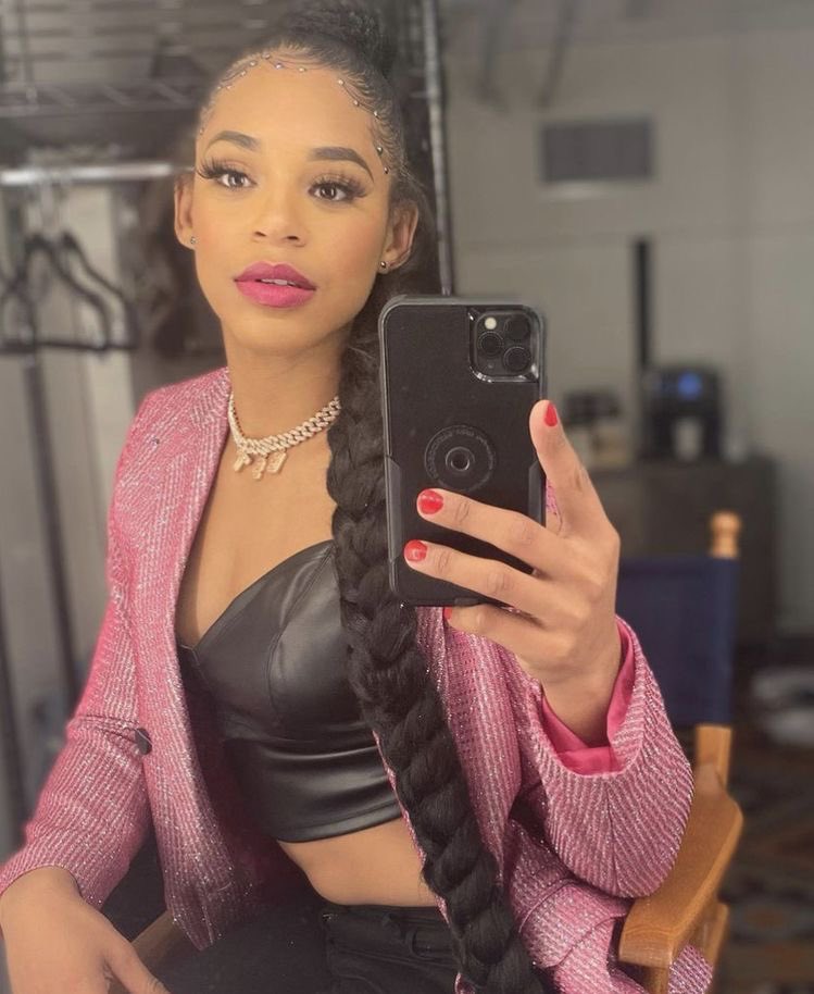 ᴍʏᴀ 💋 on Twitter "like this…and that face card gone hit everytime! 🤭"