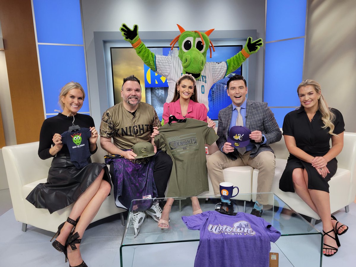 Early morning fun on LIVE TV! Thanks to <a href="/WCCBCharlotte/">WCCB Charlotte</a> <a href="/WCCBNewsRising/">WCCB News Rising</a> for having <a href="/CLTKnightsHomer/">Homer the Dragon</a> &amp; I this morning!