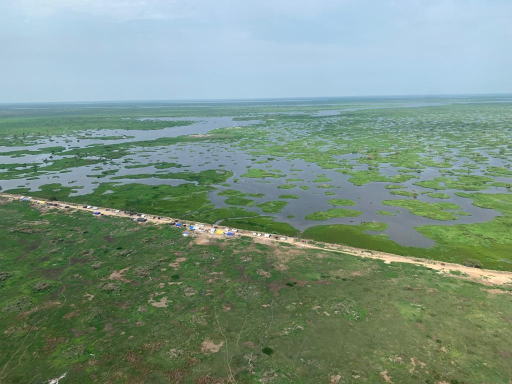 GERinSSD's tweet photo. Remarkable road &amp; recovery project by @WFP_SouthSudan &amp; local community in Jonglei, funded by @BMZ_Bund. Effective collaboration &amp; impactful work, truly inspiring! 💪Together, we're building infrastructure to transform lives. Kudos to all involved! #Partnership #Resilience #SSOT https://t.co/1Tfx5E3N82