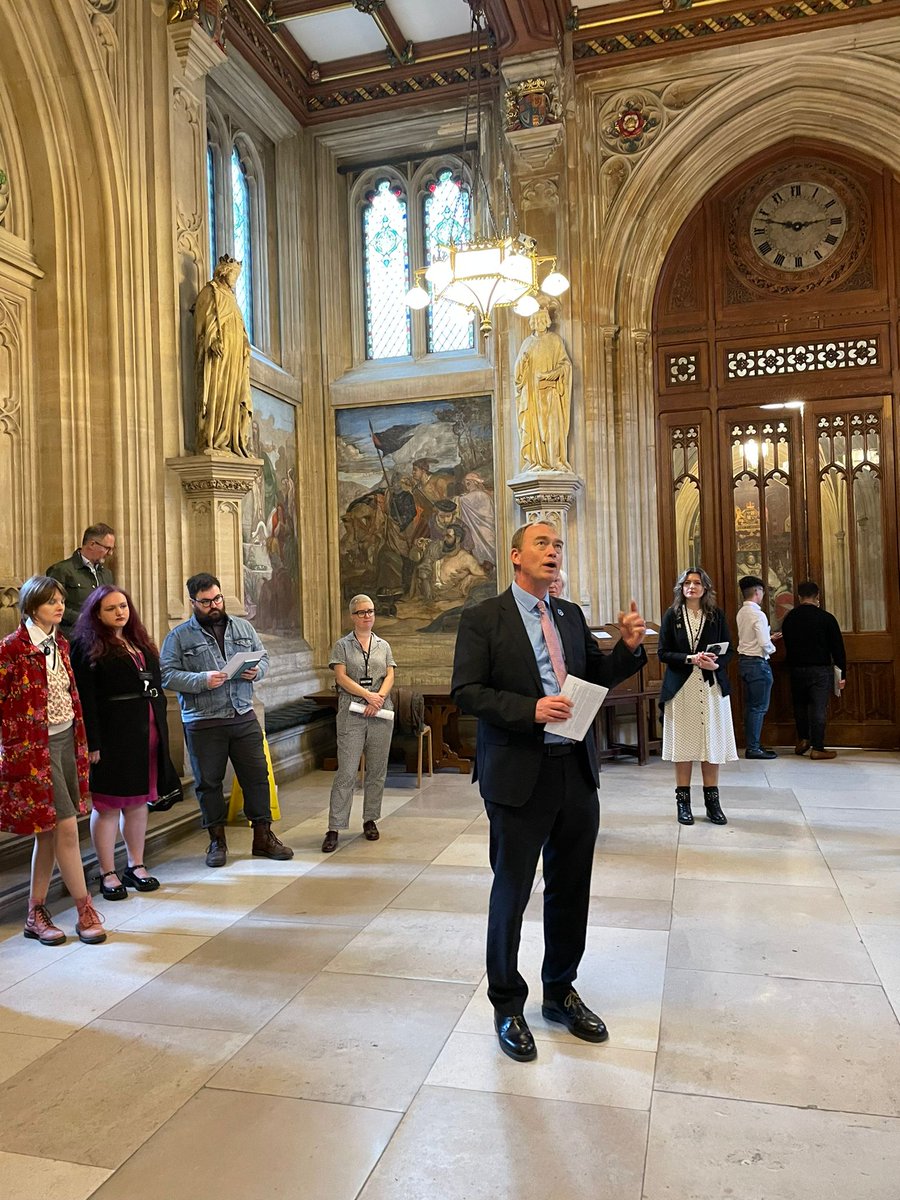 Tim Farron tweet media