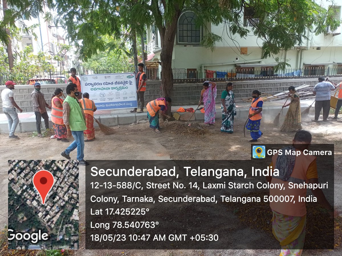 EsYamuna's tweet photo. Today cleanliness drive and pledge done at St.No-3 Tarnaka Nagarjuna Nagar in view of Environmental day -Regards ES Secunderabad. https://t.co/KwUzoubxbh