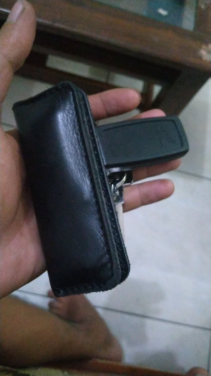 Telah di temukan Kunci motor beserta STNK AN. IQBAL TAWAKKAL dapat menghubungi 08735559340 michael leonard adonia@infobdg