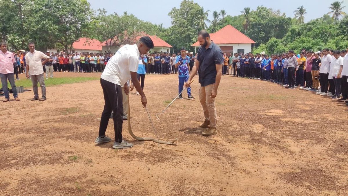 3K NU NCC ATC II at Perumon

Class on  Rowing Simulator class/Firing simulator class
Lecture by Traffic Department Basketball Competition