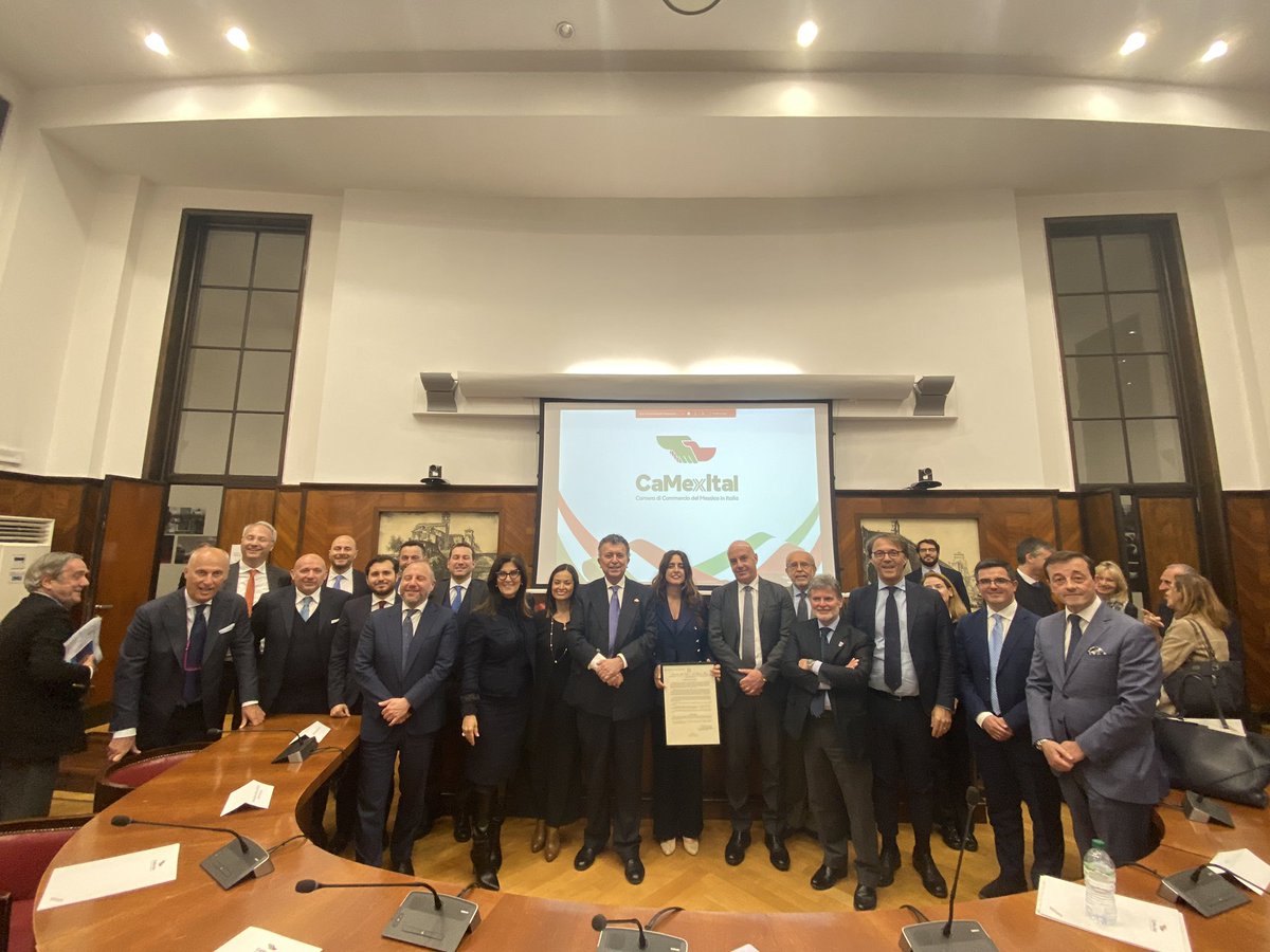 Carlos García de Alba tweet media