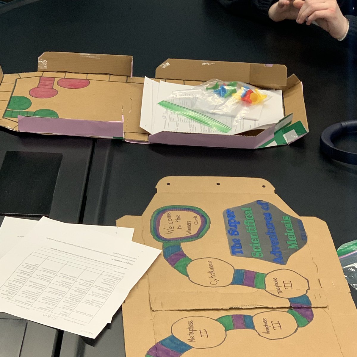 SHSQuinones's tweet photo. Exam review with student made unit review games! #gamification #WeAreAviators #StudentEngagement https://t.co/WnUx0Le3KG