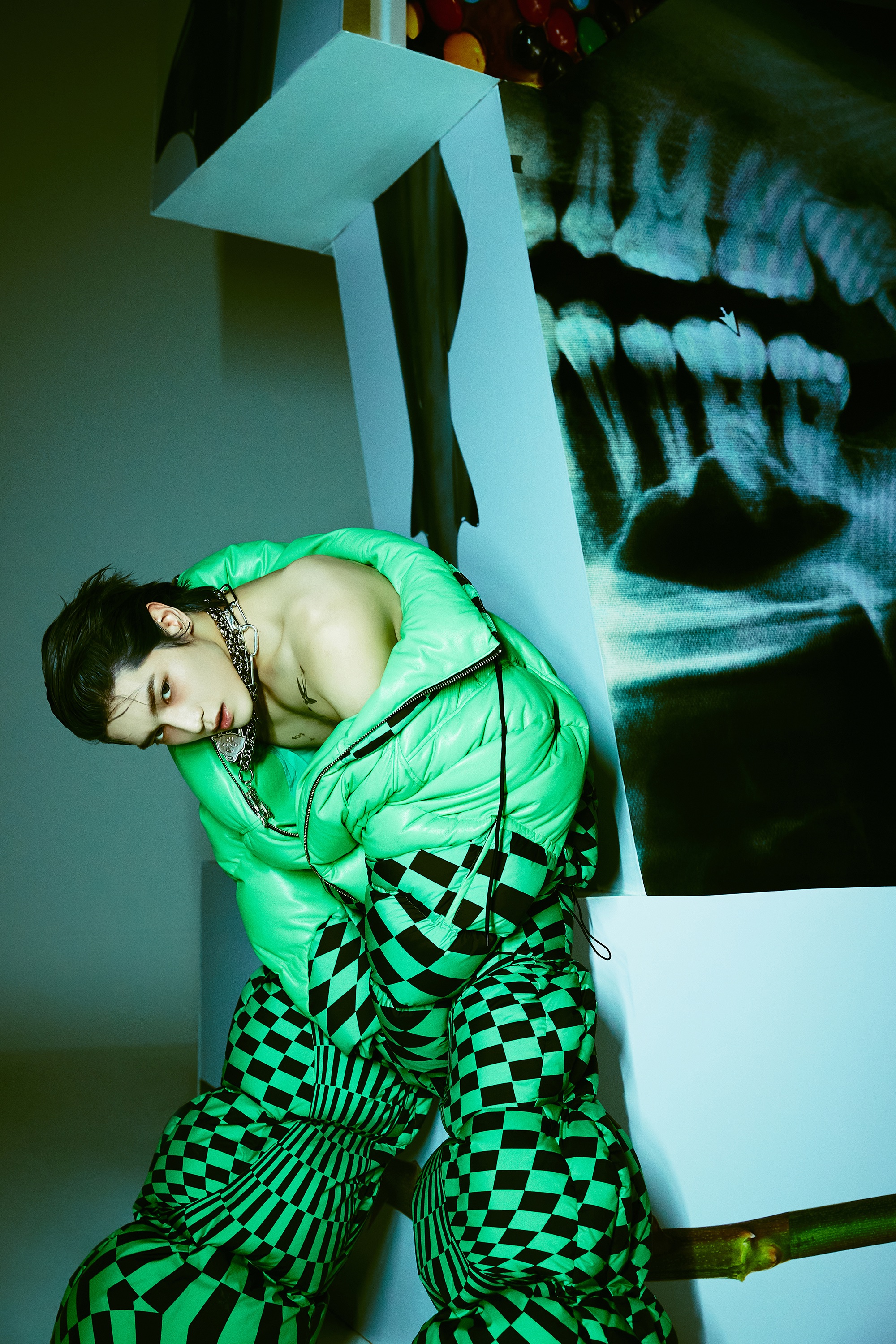 FwadszOagAE1RJS?format=jpg&name=4096x409