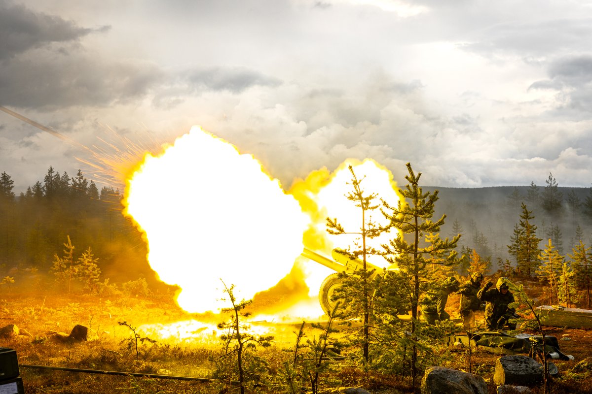 MaasotaK's tweet image. Harjoitukset ovat erinomainen tapa kehittää varusmiesten osaamista yksilö- ja joukkotasolla. #LIST23:ssa varusmiehet pääsevät osoittamaan koulutuksen tuottaman osaamisen. Lue ensimmäisen kuvan ALT-tekstistä alik Jokelan ja jaosjohtaja alik Konttisen ajatuksista. #maask #maavoimat