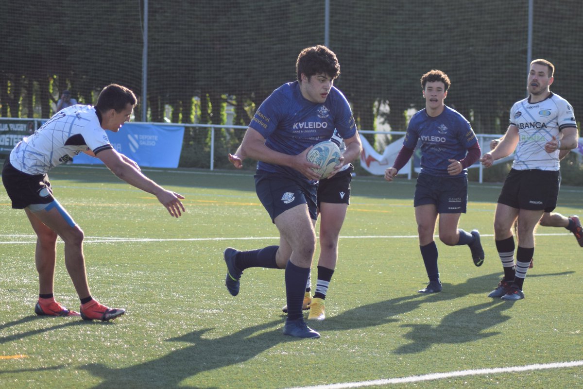 CampoCharlie's tweet photo. Día oval das #LetrasGalegas
🏉#CopaXunta #Rugby7s 2023
🏆CAMPIONS #Senior #Masculino @VigoRugbyClub #osnosos gañaron con autoridade o Torneo cun equipo onde a grande maioría eran xogadores M20 de tan so 18 e 19 ano
#RugbyGalego https://t.co/Y6HbD7D15S
