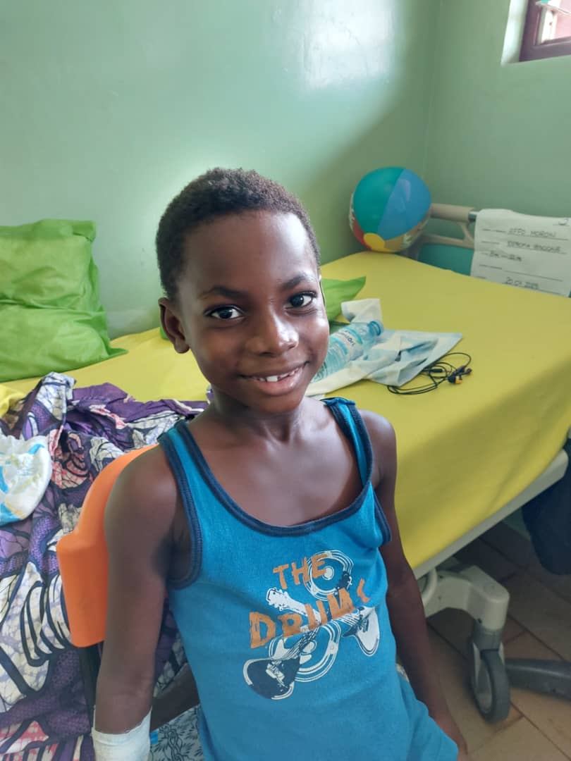 lacor_hospital's tweet image. Walking around today. Togo can't wait for this little champion 😍