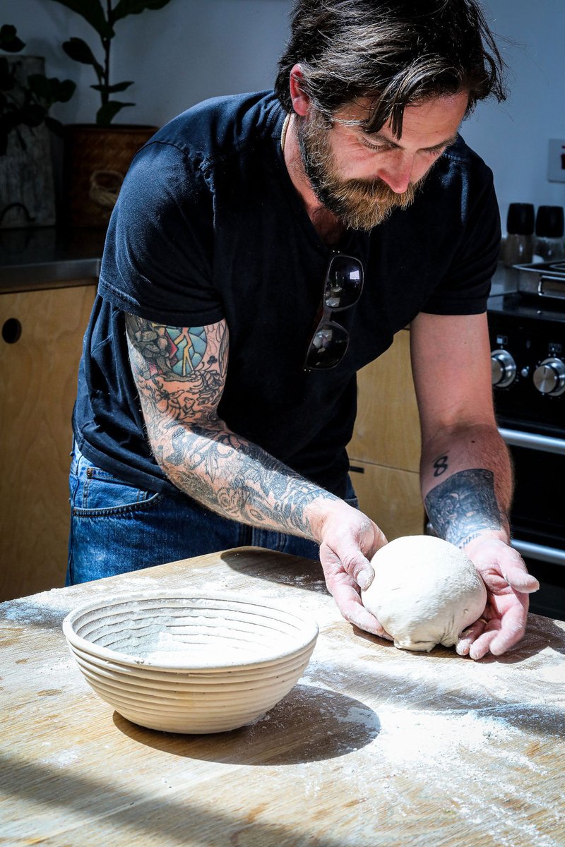 This wonderful #sourdough recipe is from Cornish chef <a href="/eco_boy/">James Strawbridge</a>'s new book Salt and the Art of Seasoning, out today! There’s nothing more comforting than bread baked by your mum – so James asked his mum to share her recipe. hodmedods.co.uk/blogs/recipes/… #realbread