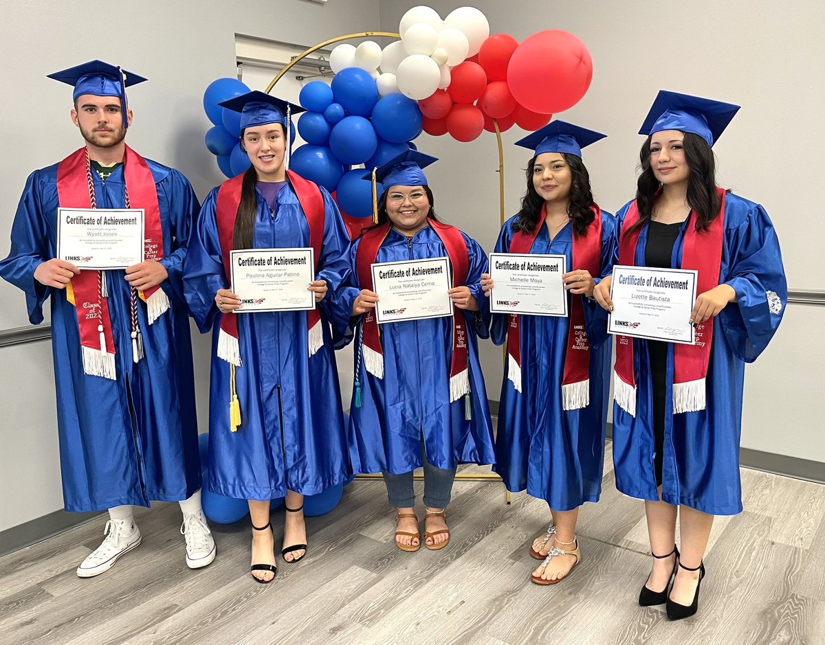 Links2Success's tweet image. Last night we held our End of Year Celebration where we recognized our graduating seniors & welcomed the newly accepted students in our College & Career Prep Program! It was a wonderful night with many families. Congrats to each of these students. Thanks to all of our supporters.