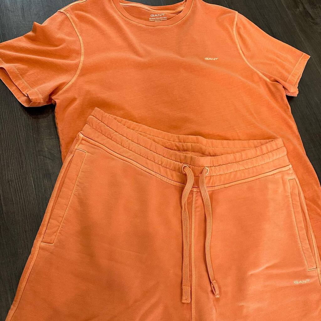 Add some colour this summer to the wardrobe from Gant. instagr.am/p/CsYme9yxxli/