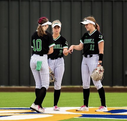 dragsoftball's tweet photo. 🐉🥎🖤💚 GAME DAY 💚🖤🐉🥎

See you in Denton, first pitch at 6 pm!  Let's go, ladies!!!!!! https://t.co/bTPpwT1qro